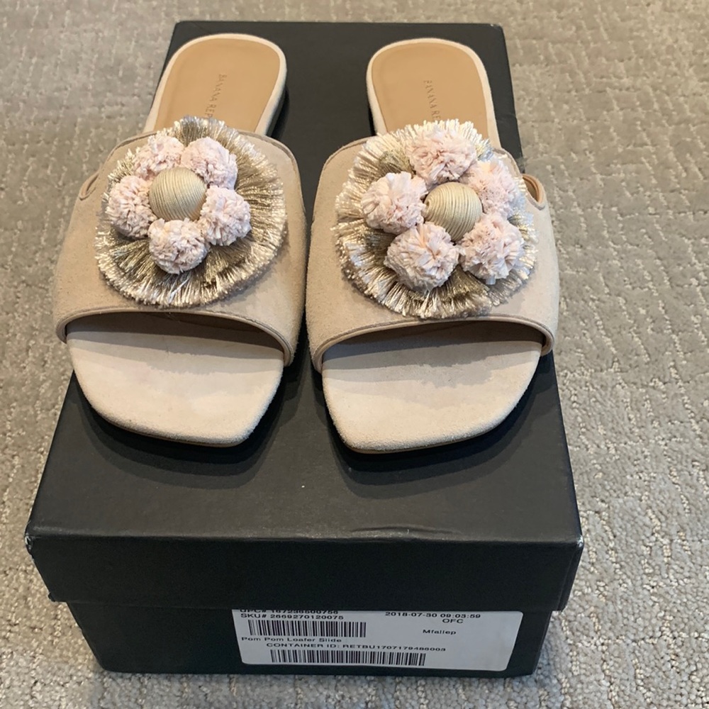 Banana Republic Pom Pom a slide NIB